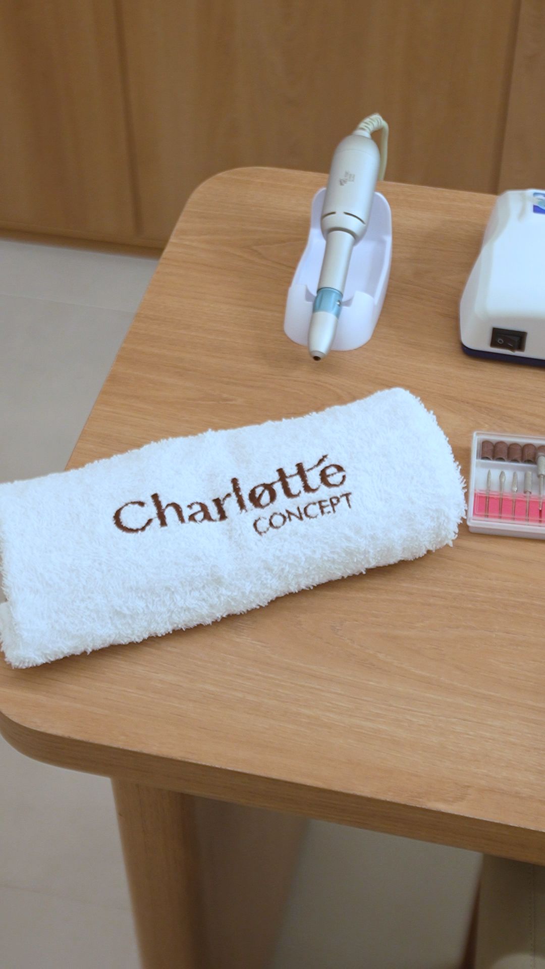 Detalhes — Charlotte Concept